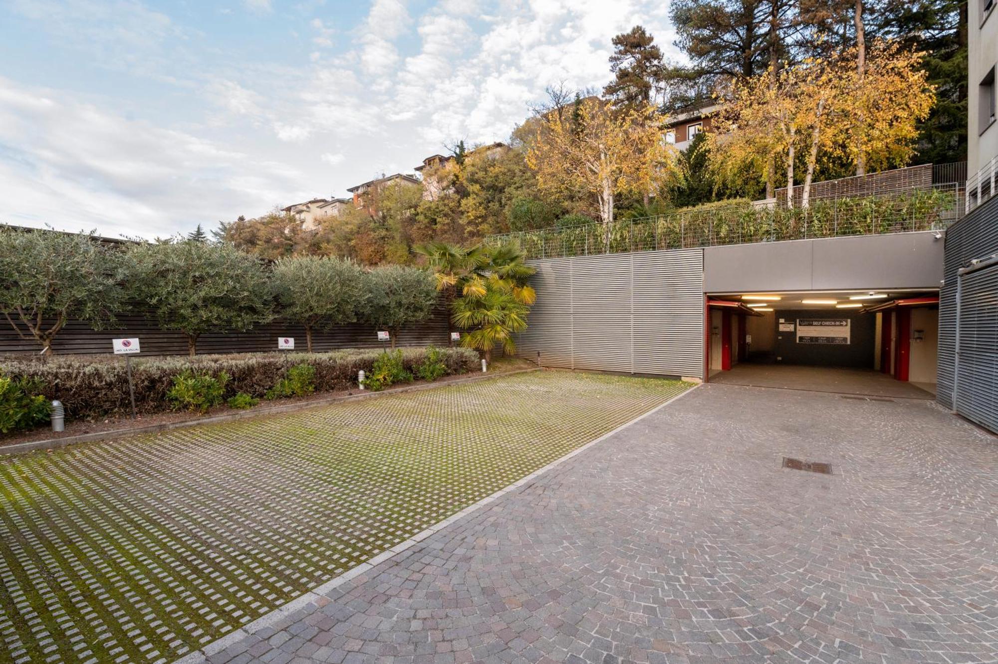 La Villa - Luxury Guest House Trento Exterior photo