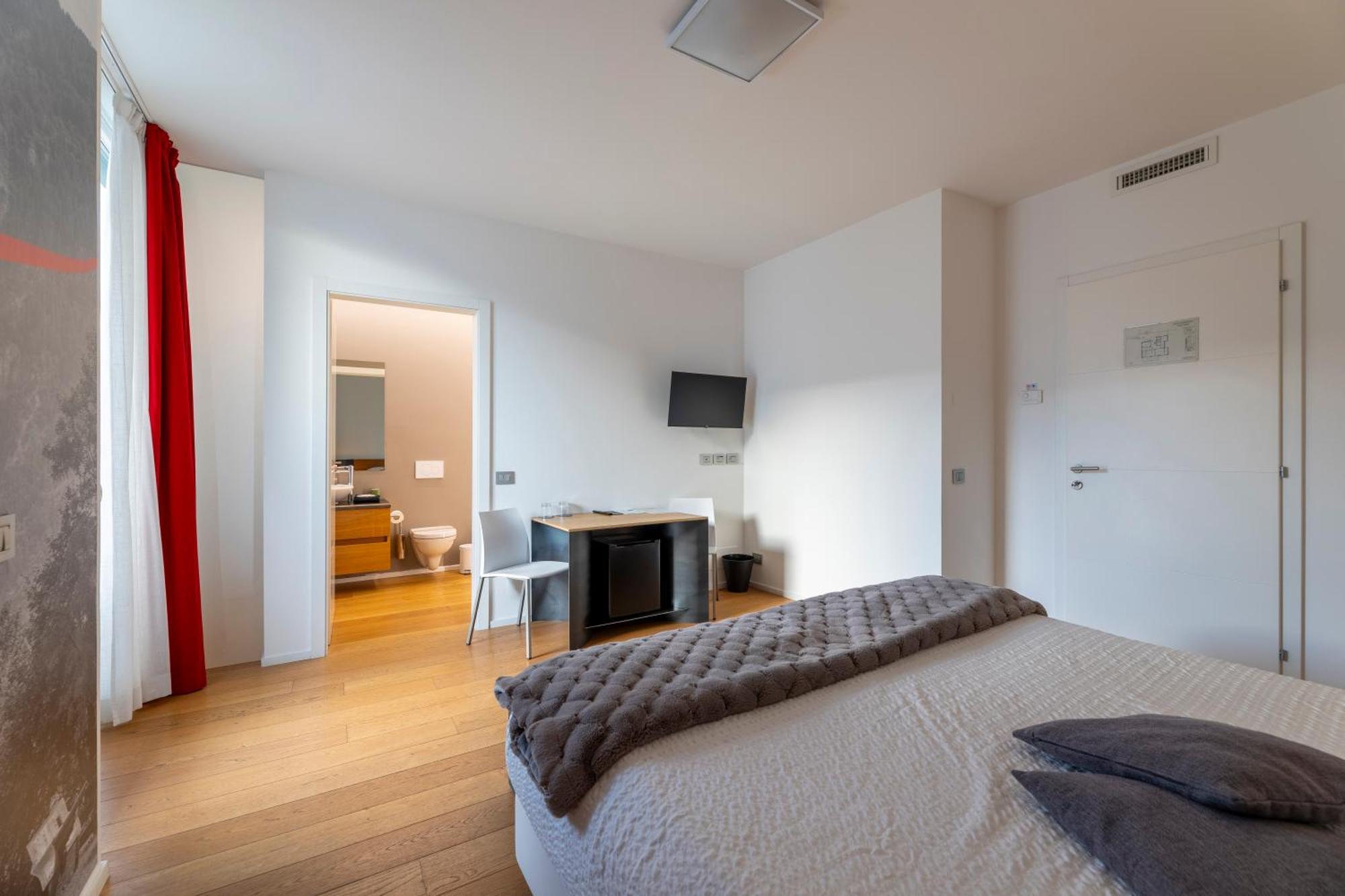 La Villa - Luxury Guest House Trento Exterior photo