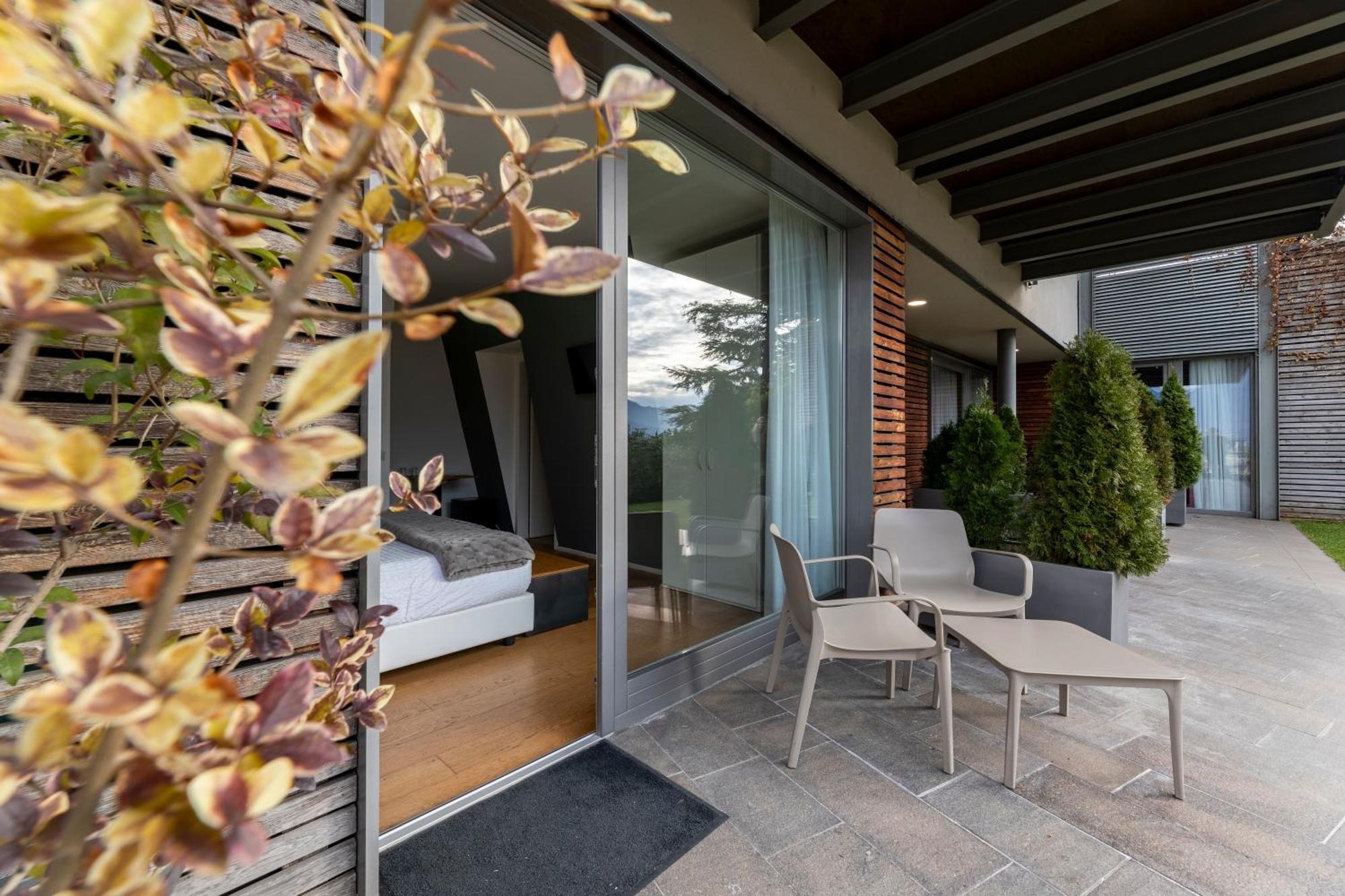 La Villa - Luxury Guest House Trento Exterior photo